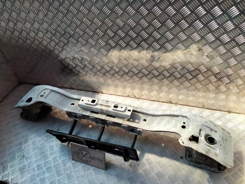 Усилитель переднего бампера Ford Transit TTG