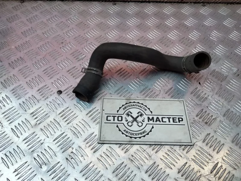 Патрубок радиатора охлаждения Ford Transit 2529611 TTG RWD 155