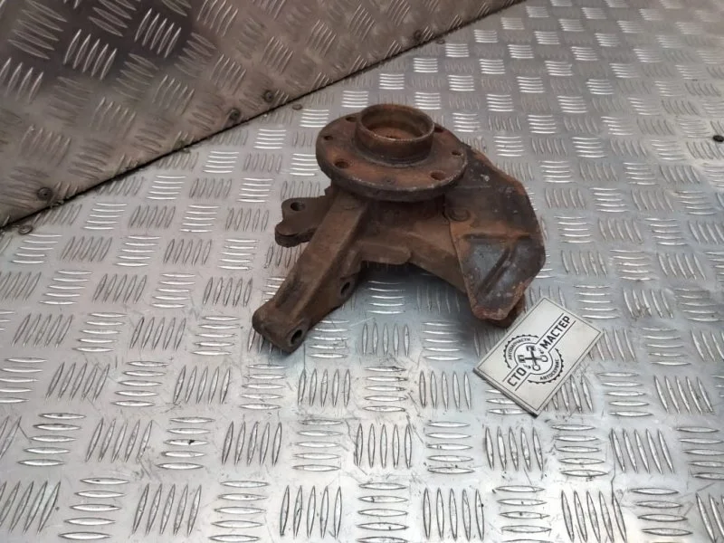 Кулак поворотный левый Fiat Doblo 51759679 1.3