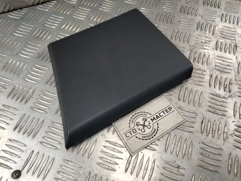 Накладка правая кузова Peugeot Boxer 10011870