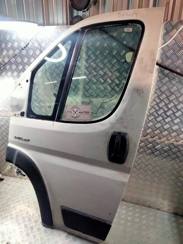 Дверь передняя левая Citroen Jumper 9002X8