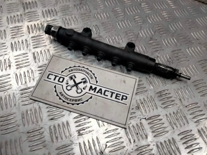 Топливная рампа Peugeot Boxer 1497163 2.2 Е4