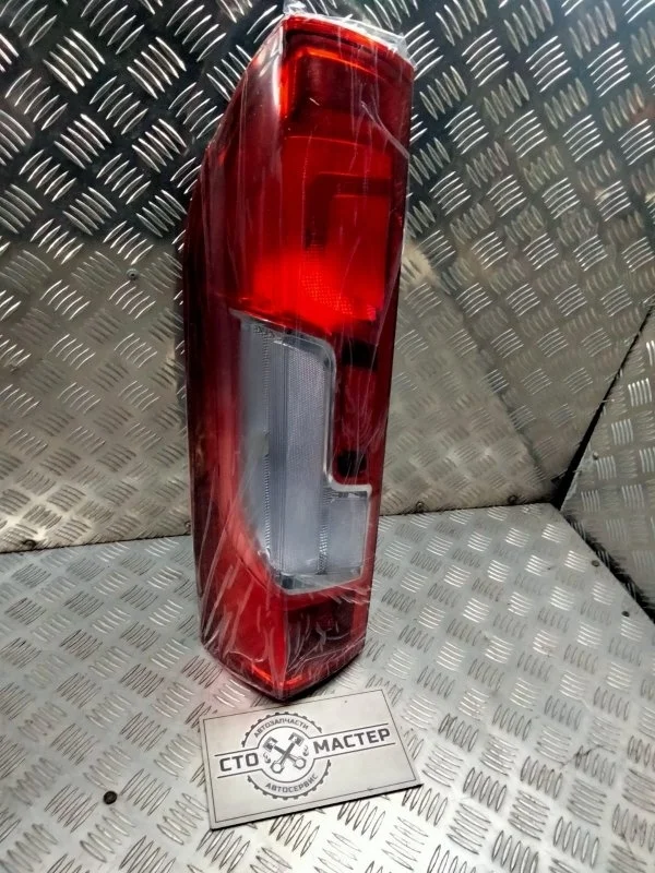 Фонарь задний левый Peugeot Boxer 5521948LUE 290