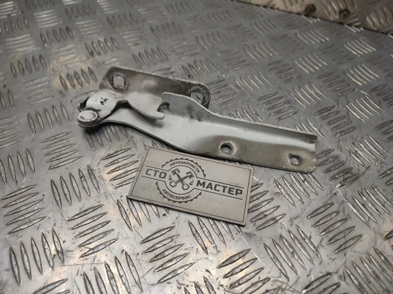Петля капота правая Fiat Doblo 46782383 1.3
