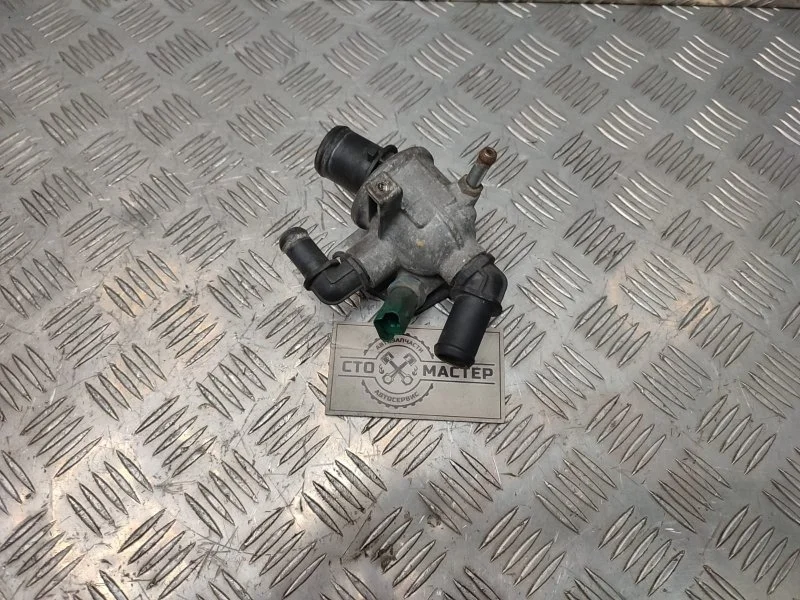 Корпус термостата Fiat Doblo 55202373 1.3