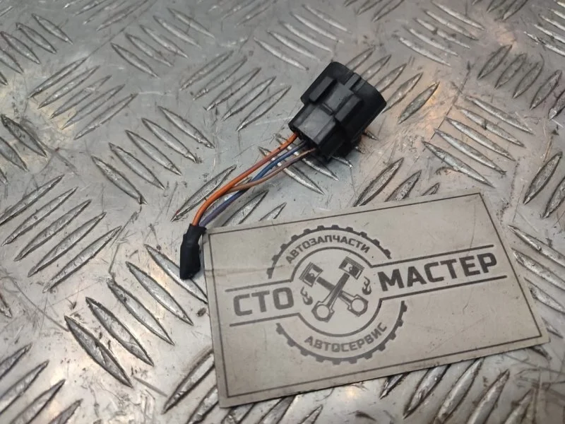 Разъем датчика топливной рампы Ford Transit 1570P1 2.2 E4