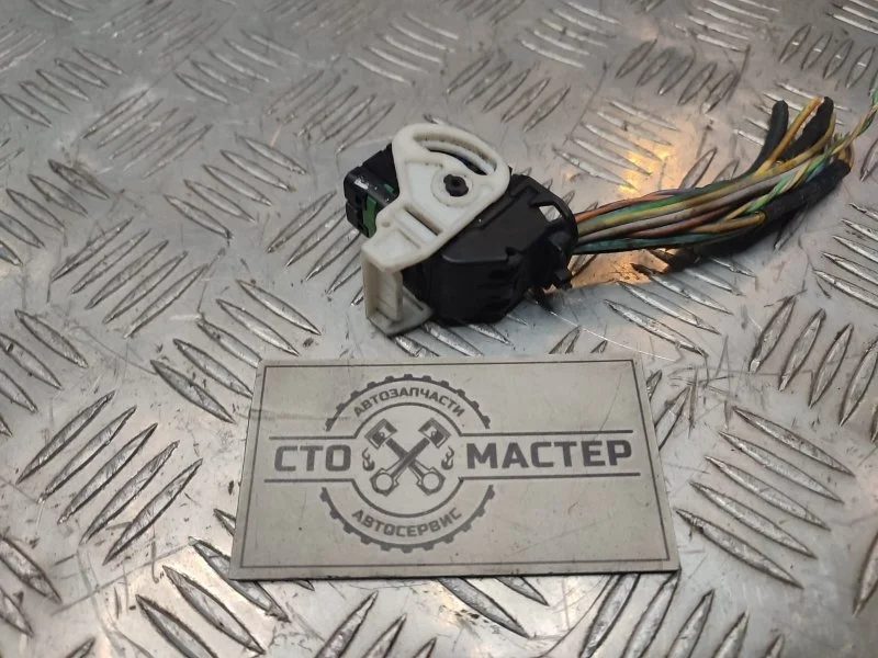 Разъем ЭБУ Citroen Jumper 6585E4 2.2