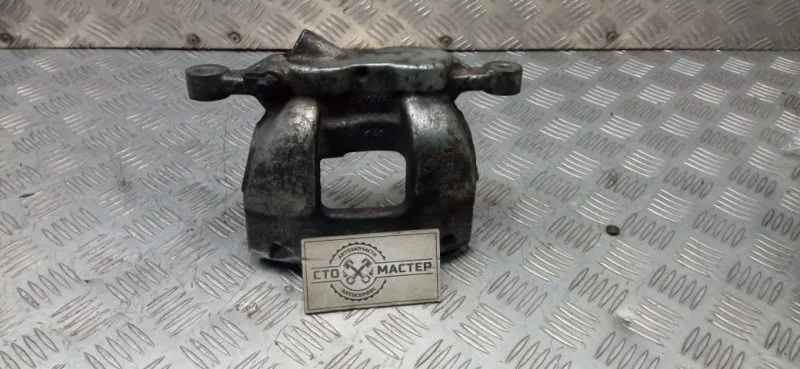 Суппорт передний правый Ford Transit 1553793 TT9