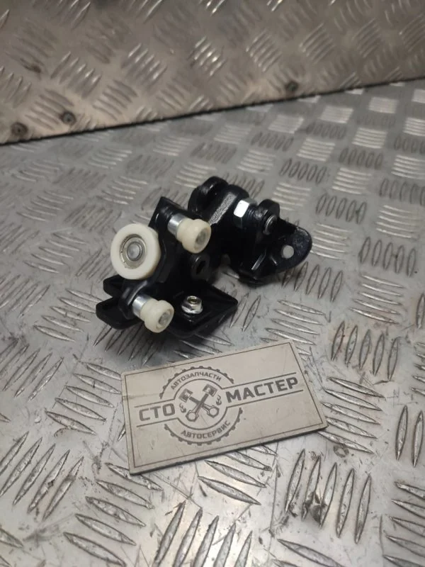 Ролик сдвижной двери усиленный Peugeot Boxer AC1616883880