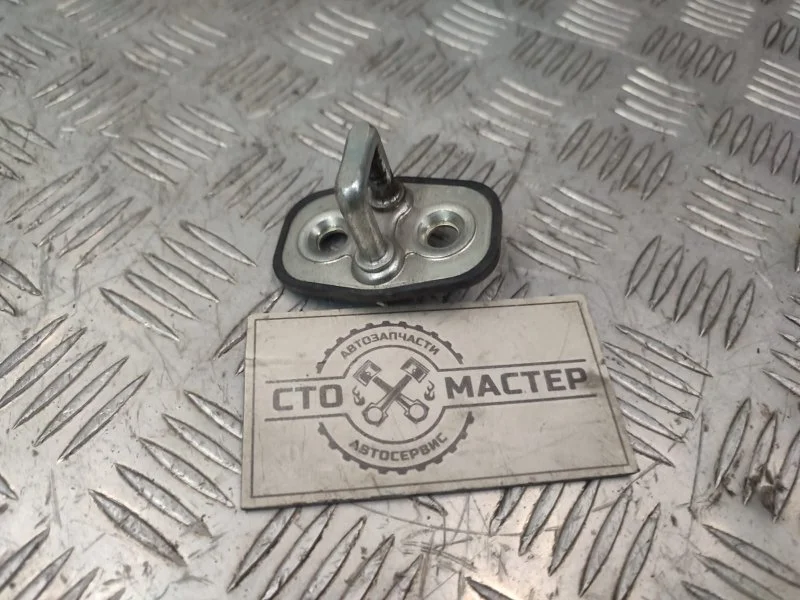 Ответная часть замка двери Peugeot Partner 916468 1.6 D