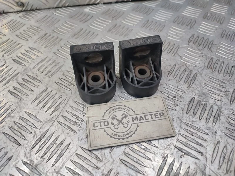 Опора радиатора Peugeot Boxer 1312C2 2.2 HDI