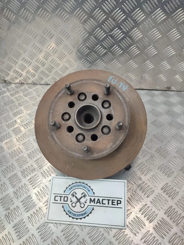 Кулак передний правый в сборе Ford Transit 1815858 TTG