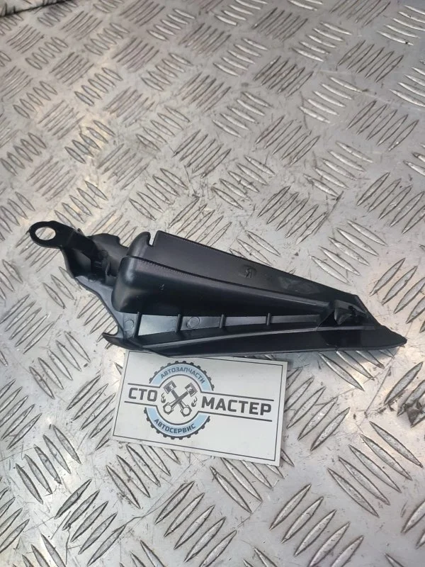 Уголок жабо левый Citroen Berlingo B9