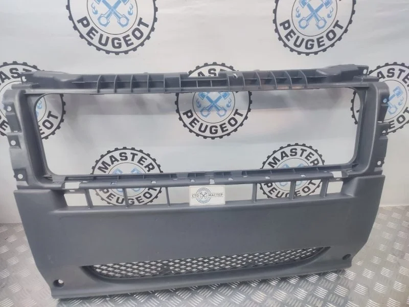 Бампер передний центральный Peugeot Boxer FIA07DU006 250