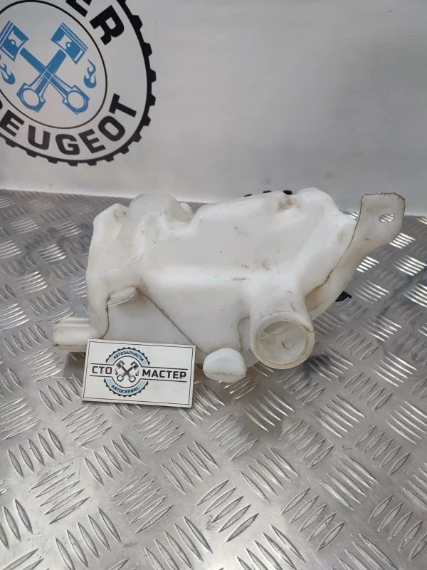 Бачок омывателя Peugeot Partner 6431L9 B9