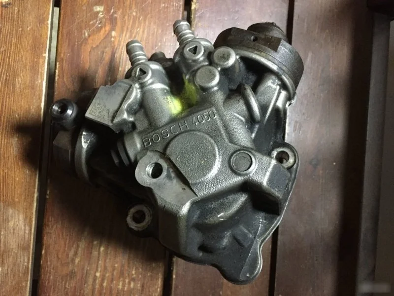 Тнвд Bmw X5 13518597821 F15