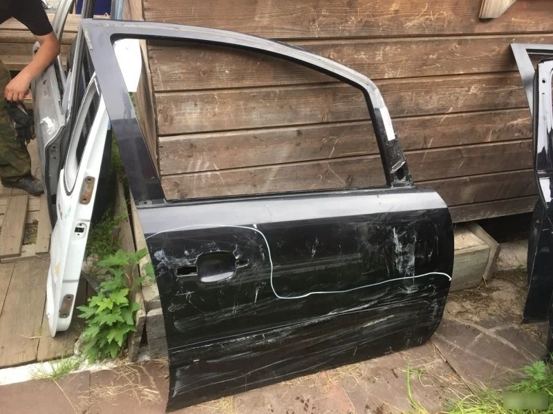 Дверь Opel Zafira 13203014 B, передняя правая