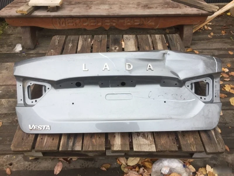 Крышка багажника Лада Веста 8450039387