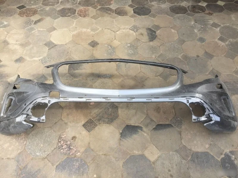 Бампер Mercedes GLA 2014 A1568850425 X156, передний