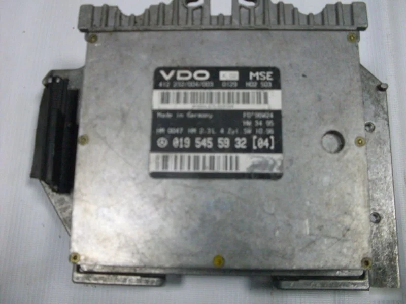 Блок управления двигателем Mercedes-Benz E-Class A0195455932 W210