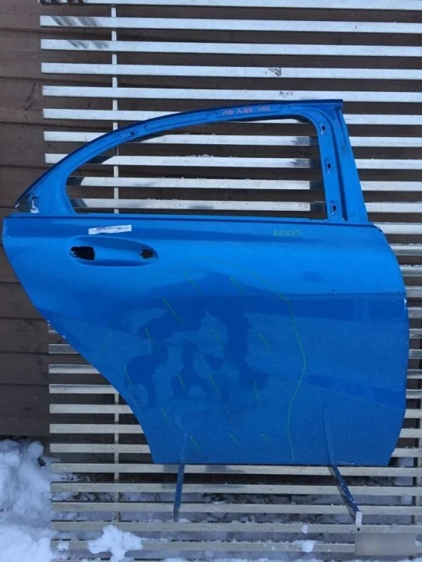 Дверь Mercedes-Benz A-Class 1767300205 W176, задняя правая