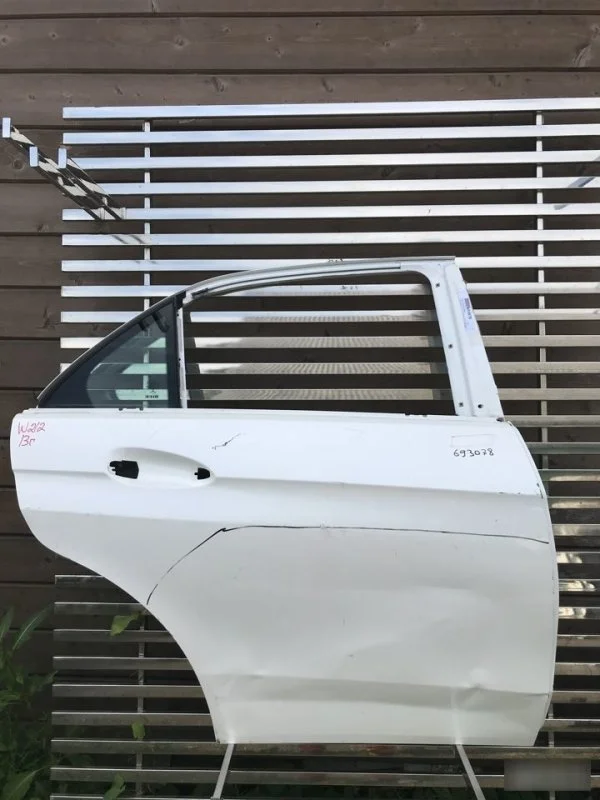 Дверь Mercedes E 2127303405 W212, задняя правая