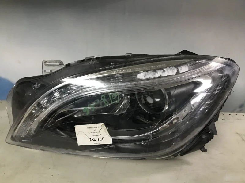 Фара Mercedes M-Class битая A1668207259 X166, левая