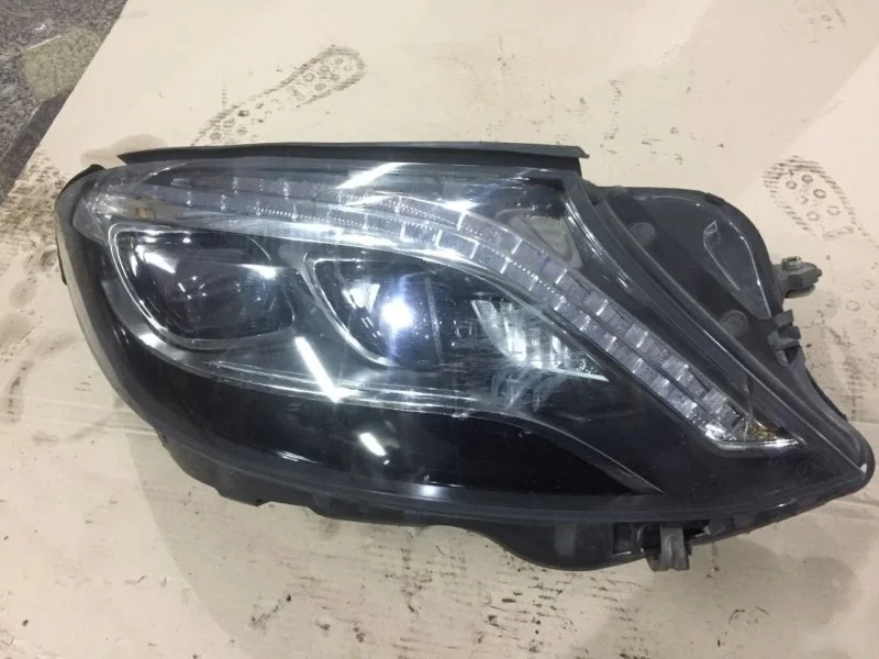 Фара Mercedes-Benz S-Class A2229061804 W222, правая