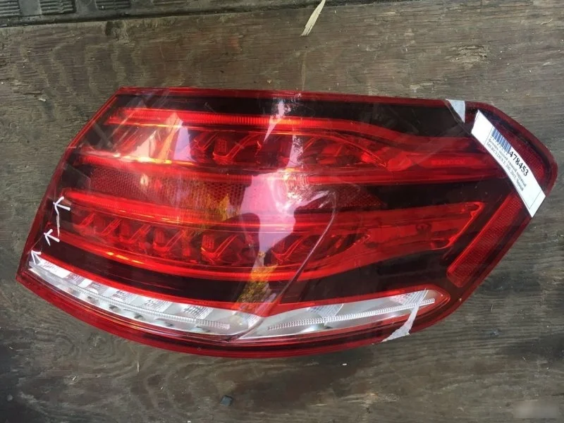 Фонарь наружный Mercedes-Benz E-Class A2129060803 W212, правый