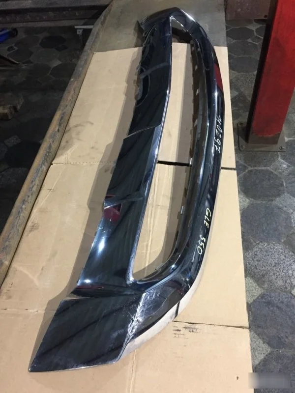 Хром бампера Mercedes-Benz M-Class A1668857122 W166, передний