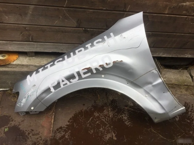 Крыло Mitsubishi Pajero 4 5220C251, переднее левое