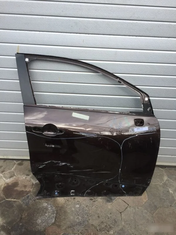 Дверь Renault Kaptur 801001400R, передняя правая