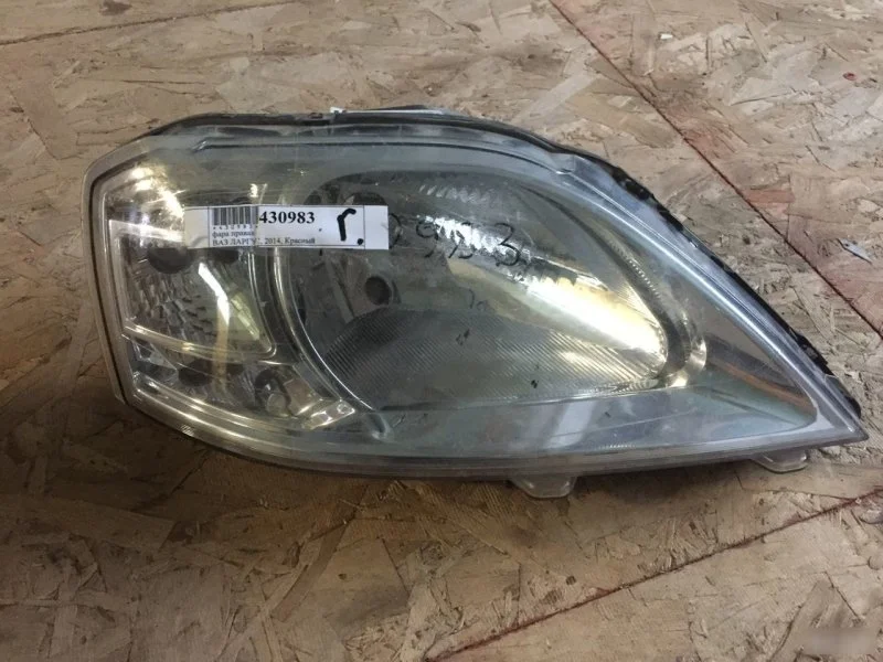 Фара Лада Ларгус 2014 с дефектами 8200744754