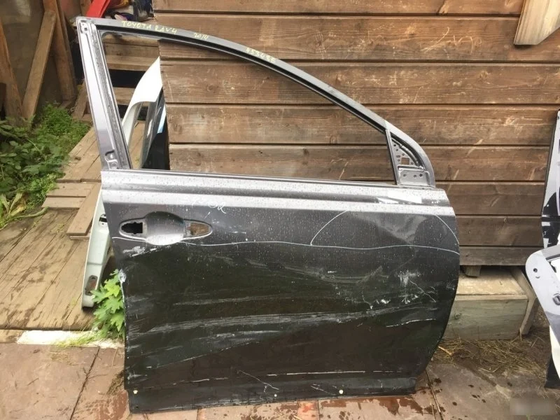 Дверь Toyota Rav4 6700142150, передняя правая