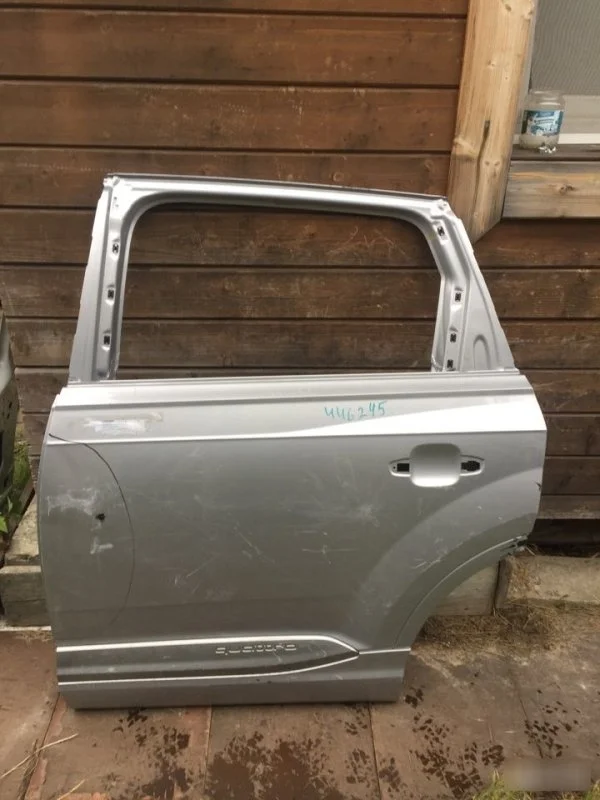 Дверь Audi Q7 4M0833051E 4M, задняя левая