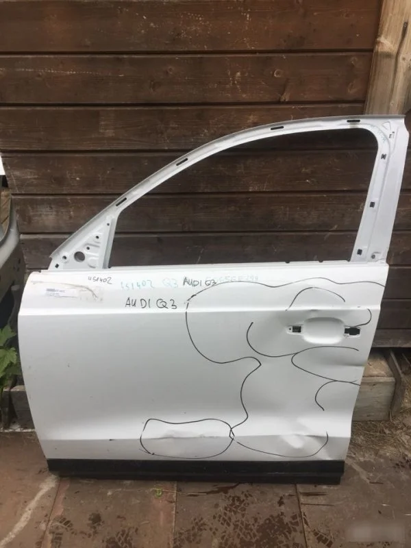 Дверь Audi Q3 8U0831051B 8U, передняя левая