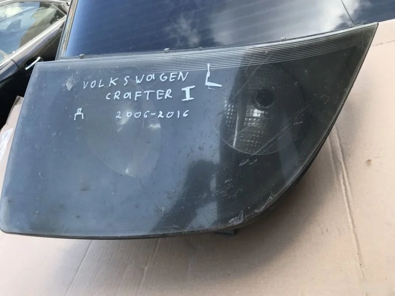 Фара Volkswagen Crafter 2E1941016, правая