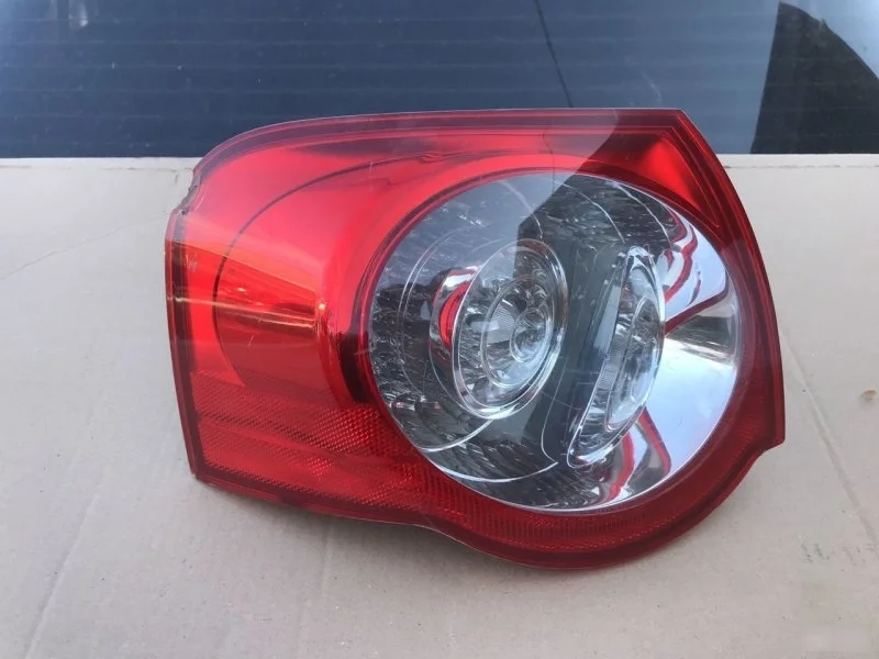Фонарь Volkswagen Passat 2008 3C9945095N B6, левый