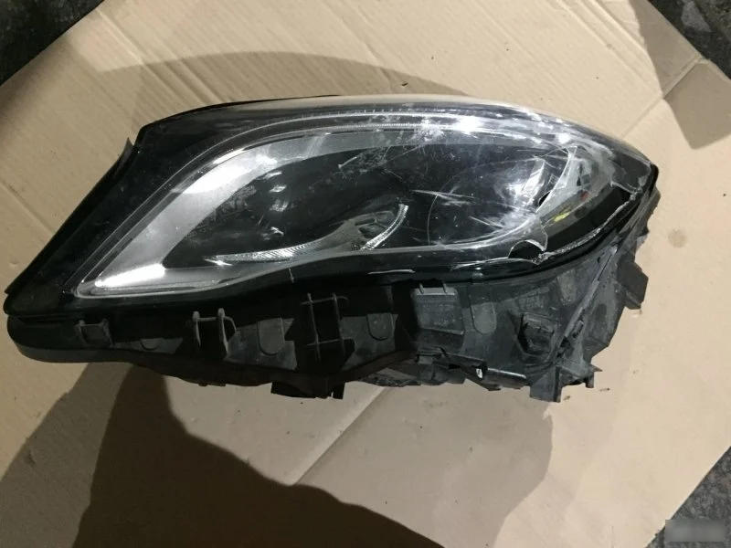 Фара Mercedes-Benz Gla-Class A1569066900 X156, левая