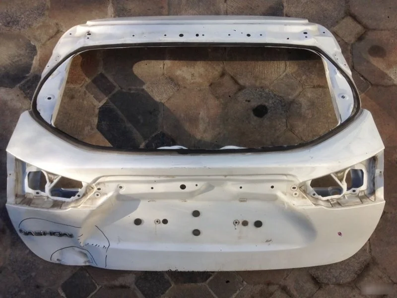 Дверь багажника Nissan Qashqai 2016 K0100BM9MC J11