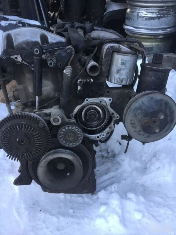 Двигатель Mercedes 207 без навесного 601940 T1 601.940 2.9D