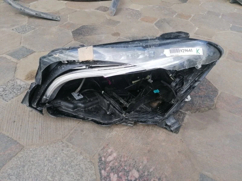 Фара Mercedes-Benz Gla-Class 2015 A1569061700 X156, передняя левая