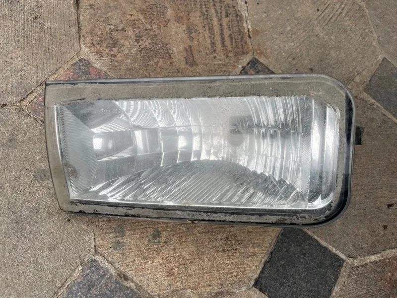Фара противотуманная Toyota Land Cruiser 8122160140 200, левая