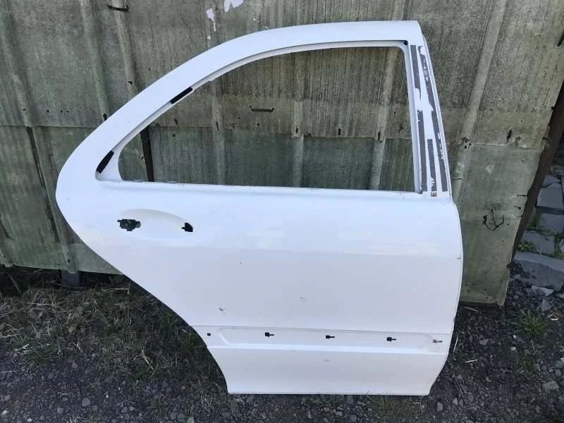 Дверь Mercedes S A2207300205 W220, задняя правая
