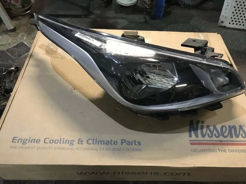 Фара Kia Rio 2021 с дефектами 92102H0000 4