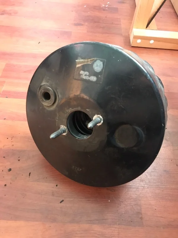 Вакуумный усилитель тормозов Skoda Fabia 2001 6Q1614105N