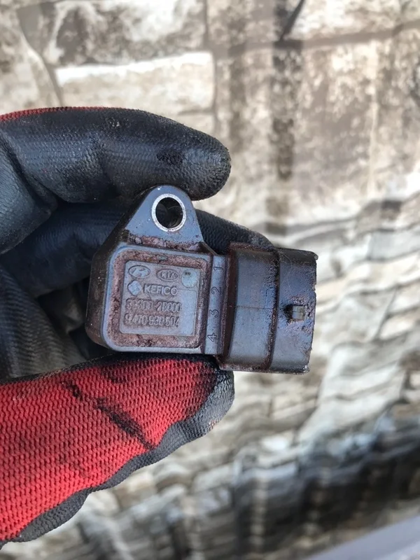 Датчик абсолютного давления Kia Rio 3 393002B000