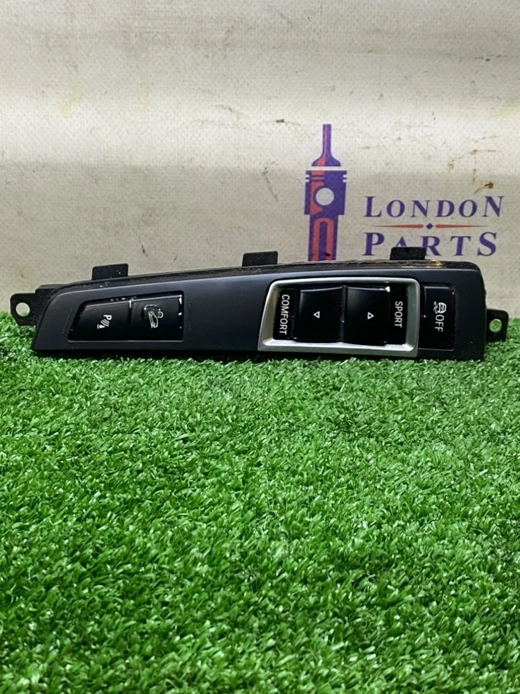 Блок кнопок центральной консоли BMW F10