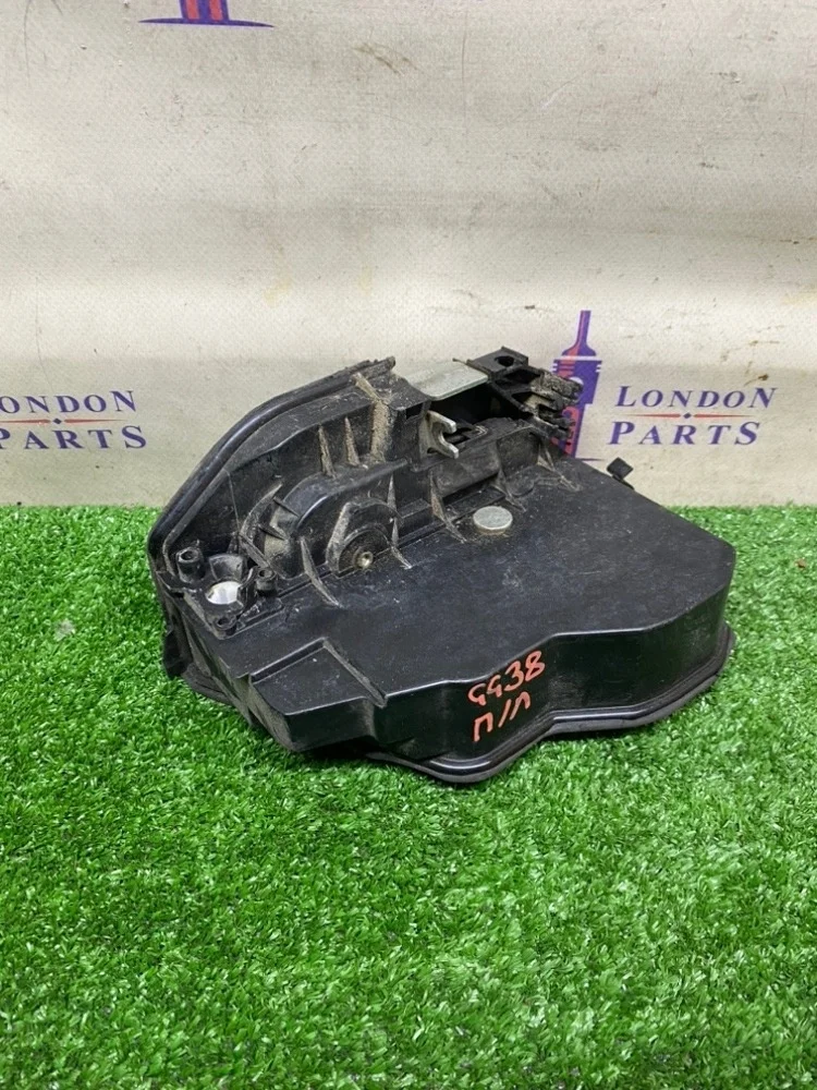 Замок двери BMW X5 E70