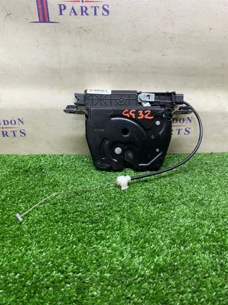 Замок багажника BMW F06